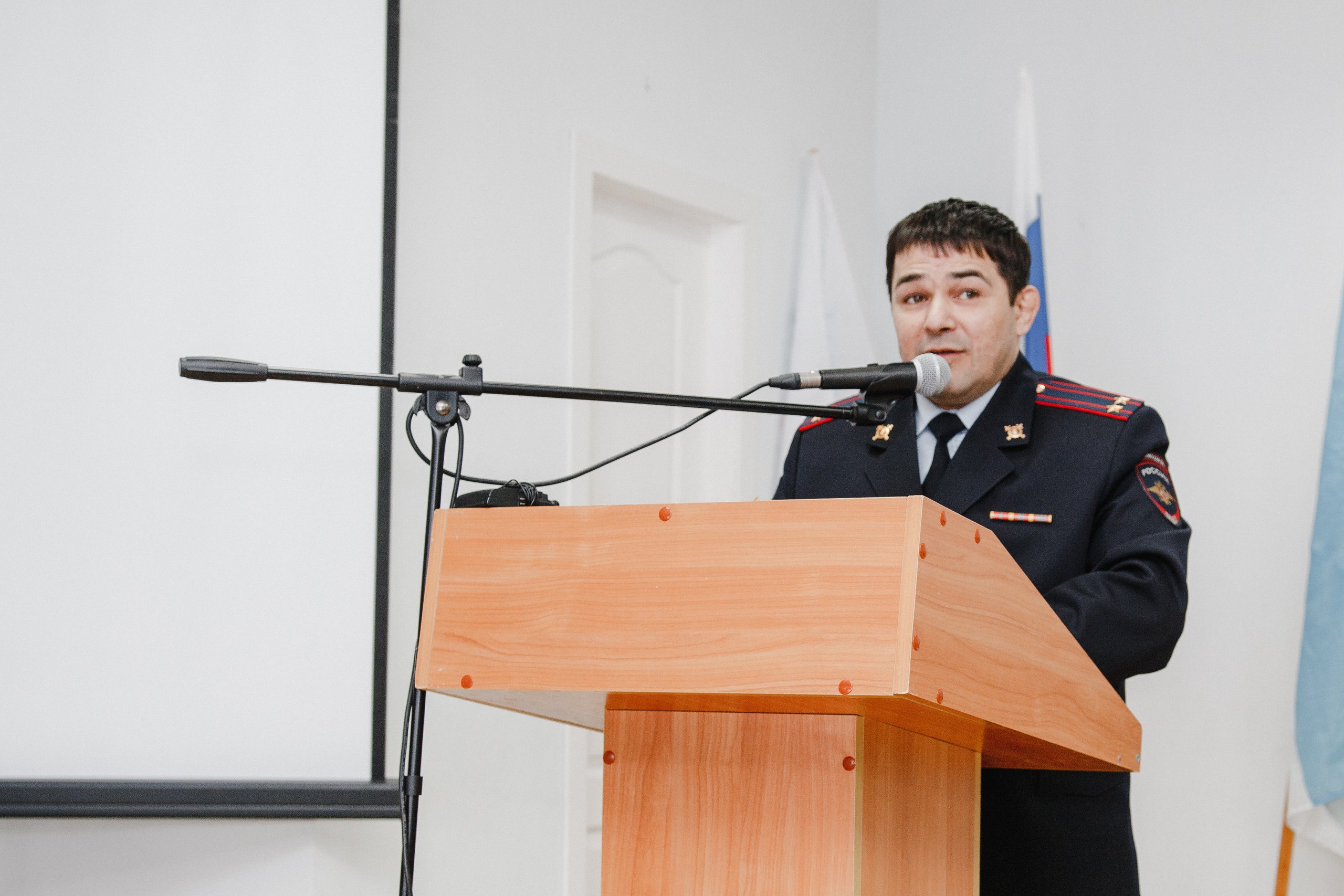 2 Встреча представителей органов внутренних с сотрудниками 2020.03.12.jpg