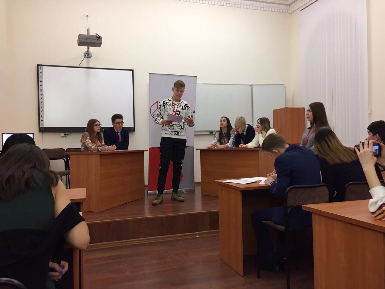 3 Политические дебаты 2019.12.01.jpg