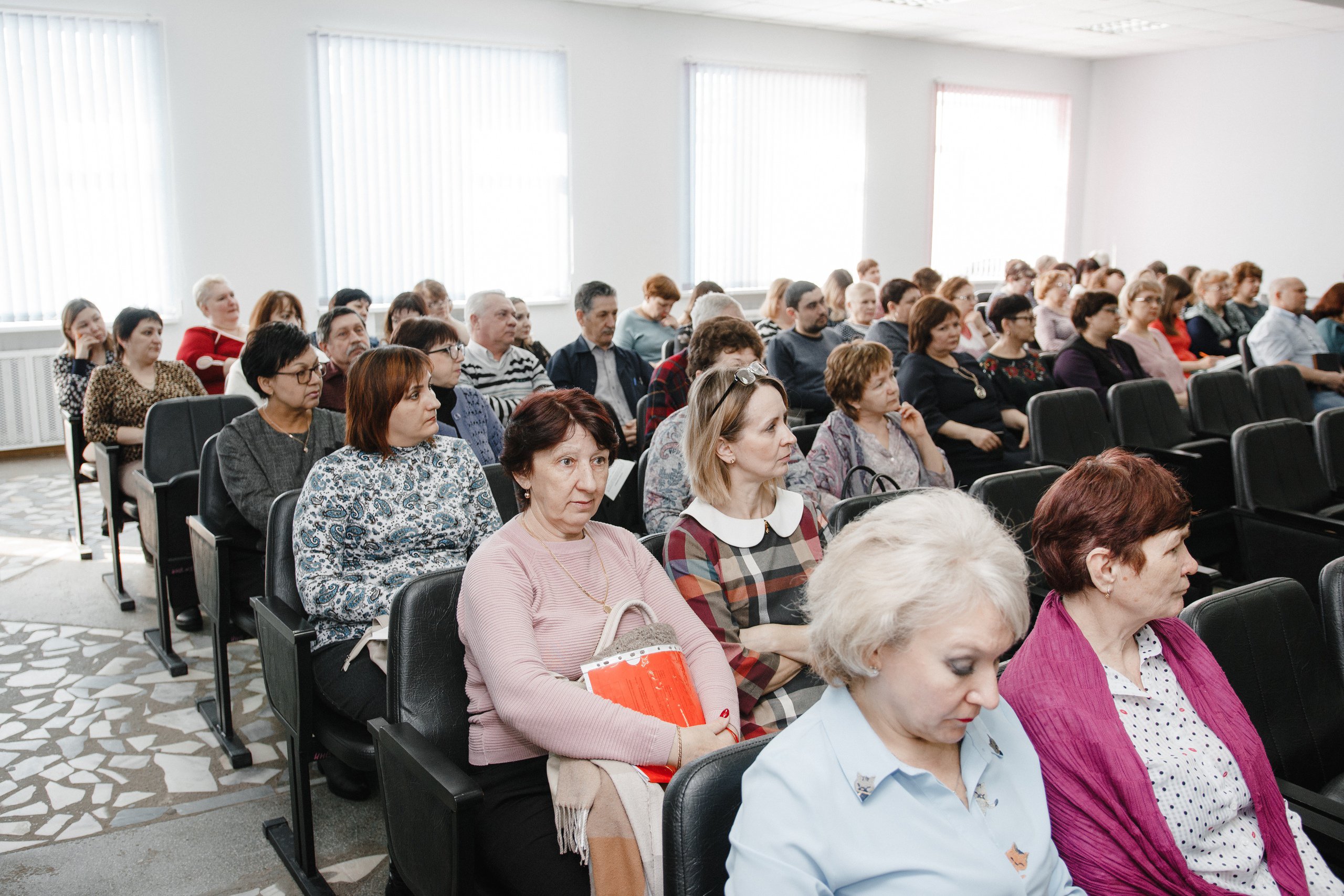 3 Встреча представителей органов внутренних с сотрудниками 2020.03.12.jpg