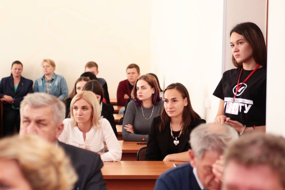5 Приезд ИО ректора ФГБОУ ВО УГАТУ С.В.Новикова 2019.09.05.jpg