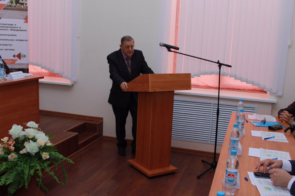 cGL4KUR6A3g.jpg